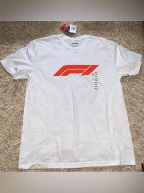 Formula1 F1 Unisex White Graphic Tee with Red Logo NWT size Large